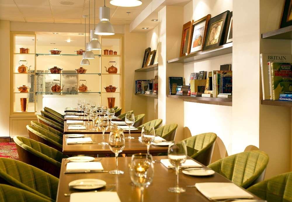 Delta Hotels By Marriott Heathrow Γουίνσδορ Εξωτερικό φωτογραφία
