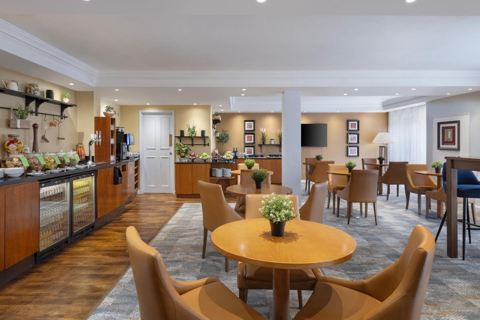 Delta Hotels By Marriott Heathrow Γουίνσδορ Εξωτερικό φωτογραφία