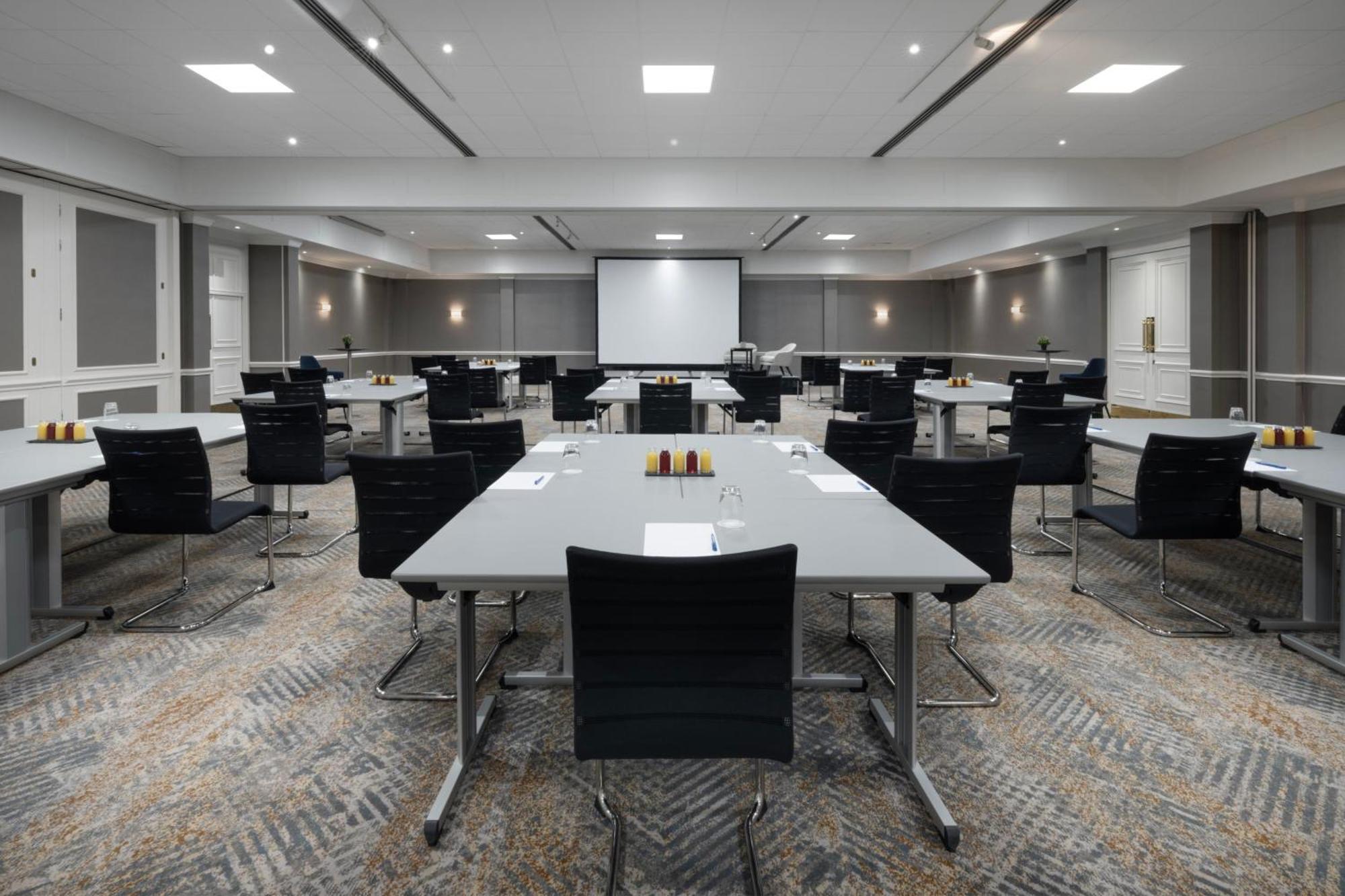 Delta Hotels By Marriott Heathrow Γουίνσδορ Εξωτερικό φωτογραφία