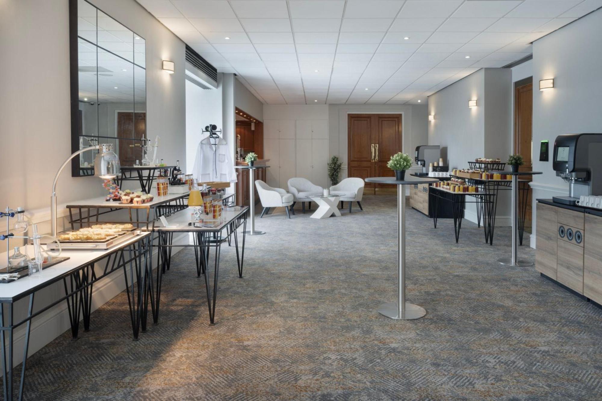 Delta Hotels By Marriott Heathrow Γουίνσδορ Εξωτερικό φωτογραφία