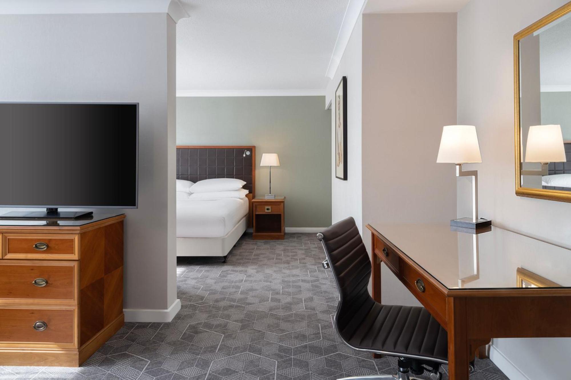 Delta Hotels By Marriott Heathrow Γουίνσδορ Εξωτερικό φωτογραφία