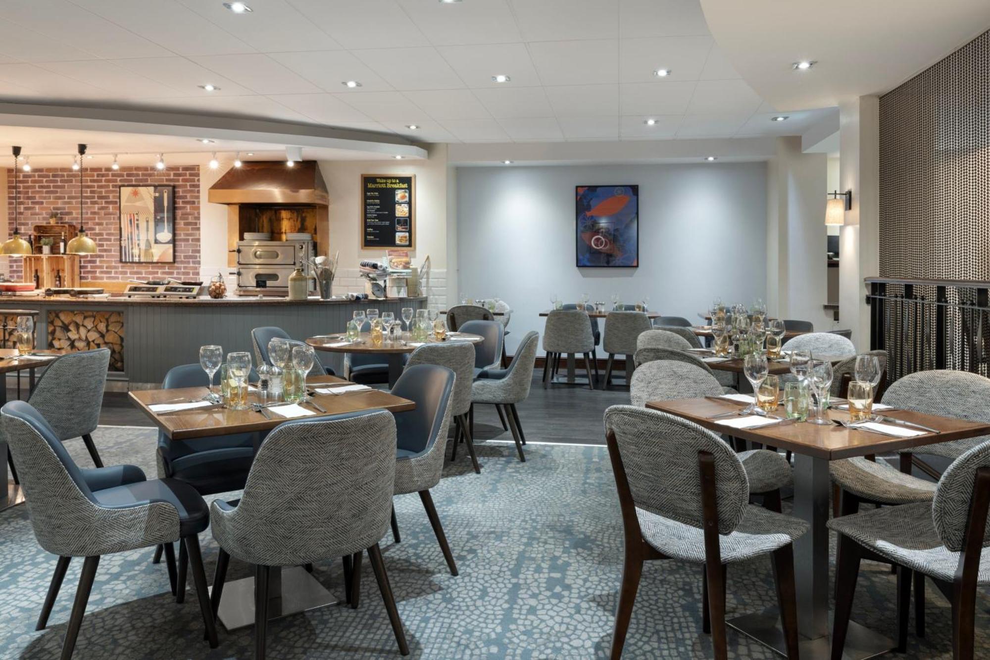 Delta Hotels By Marriott Heathrow Γουίνσδορ Εξωτερικό φωτογραφία