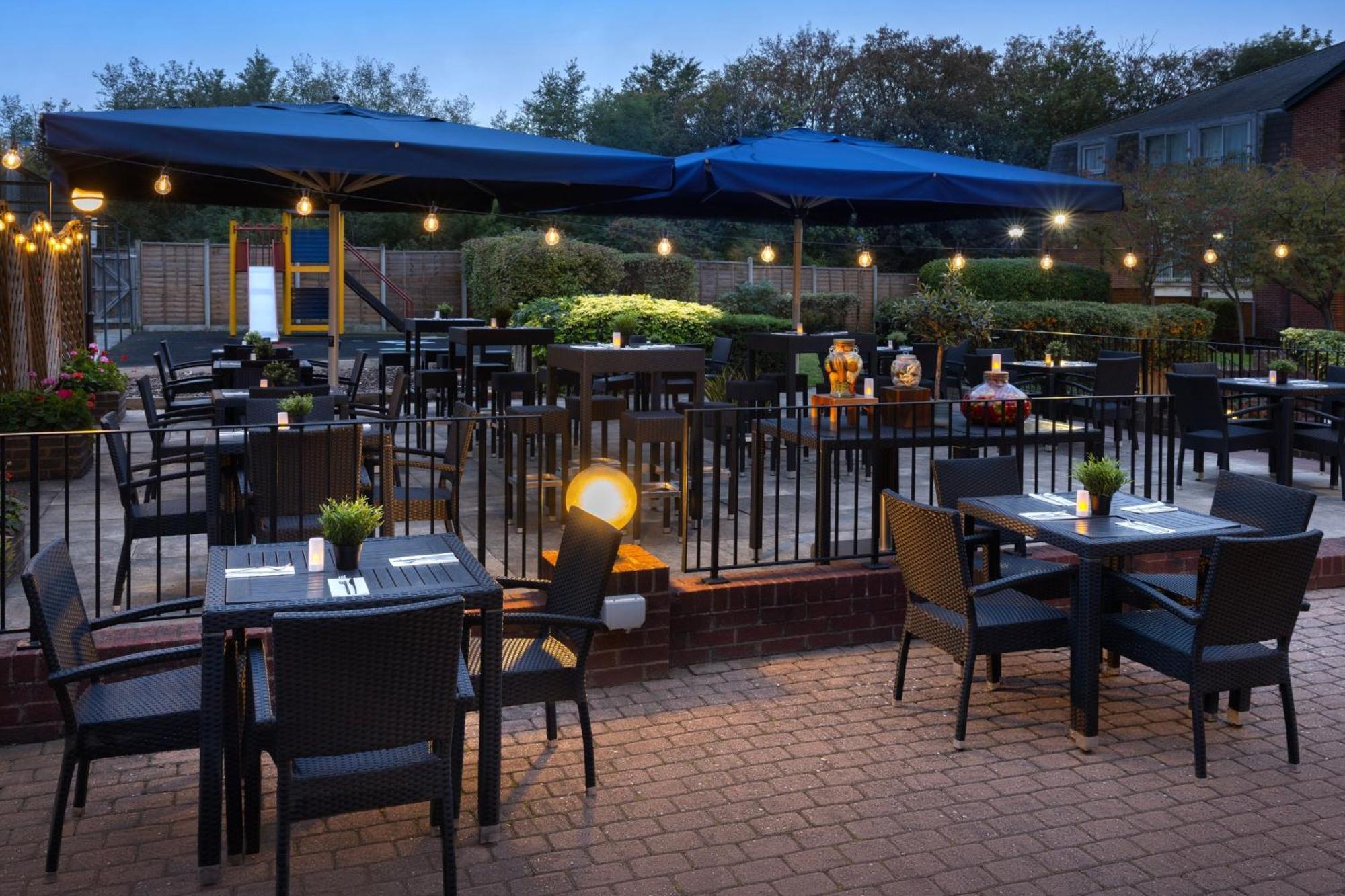 Delta Hotels By Marriott Heathrow Γουίνσδορ Εξωτερικό φωτογραφία